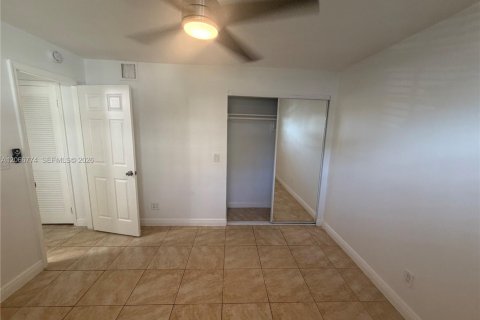 Appartement à louer à Davie, Floride: 2 chambres № 2286461 - photo 13