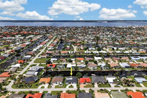 Villa ou maison à vendre à Punta Gorda, Floride: 3 chambres, 197.6 m2 № 2356491 - photo 3