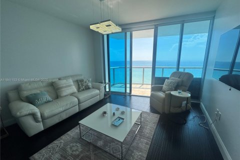 Купить кондоминиум в Санни-Айлс-Бич, Флорида 1 спальня, 103.12м2, № 1936735 - фото 7