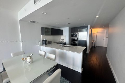 Купить кондоминиум в Санни-Айлс-Бич, Флорида 1 спальня, 103.12м2, № 1936735 - фото 3