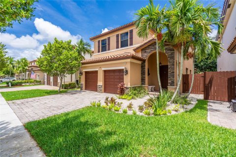 House in Homestead, Florida 5 bedrooms, 271.65 sq.m. № 1707726 - photo 5