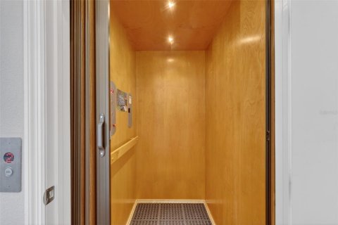 Купить кондоминиум в Брейдентон, Флорида 8 комнат, 201.32м2, № 2093822 - фото 21