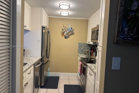 Adosado en venta en Islamorada, Village of Islands, Florida, 2 dormitorios, 100.24 m2 № 2154980 - foto 6