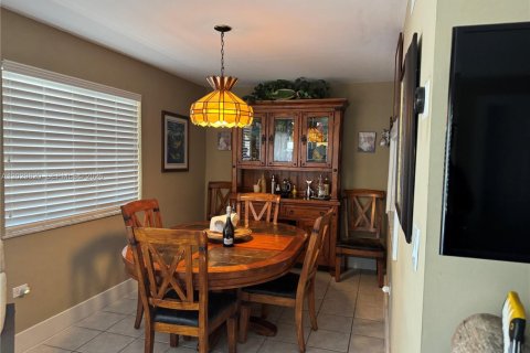 Adosado en venta en Islamorada, Village of Islands, Florida, 2 dormitorios, 100.24 m2 № 2154980 - foto 4