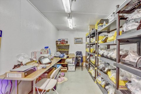 Commercial property in Seffner, Florida 367.71 sq.m. № 1866375 - photo 26