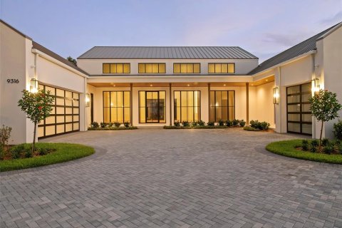House in Windermere, Florida 5 bedrooms, 508.27 sq.m. № 2150655