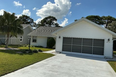 Casa en venta en Stuart, Florida, 2 dormitorios, 124.86 m2 № 2034195 - foto 2