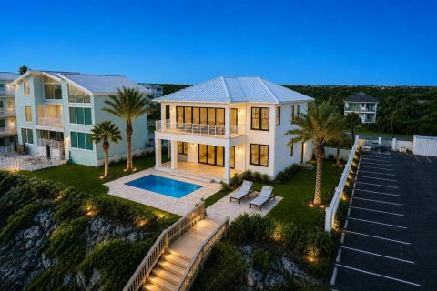 House in New Smyrna Beach, Florida 4 bedrooms, 356.28 sq.m. № 2317421 - photo 4