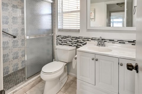 Condominio en venta en Sunrise, Florida, 1 dormitorio, 59.46 m2 № 1943579 - foto 23