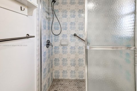 Condominio en venta en Sunrise, Florida, 1 dormitorio, 59.46 m2 № 1943579 - foto 25