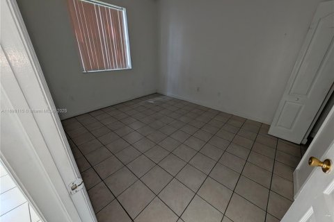 Apartment in Homestead, Florida 2 bedrooms, 84.91 sq.m. № 1952452 - photo 11