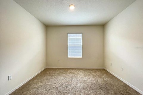 House in Lake Alfred, Florida 4 bedrooms, 171.96 sq.m. № 2227225 - photo 28