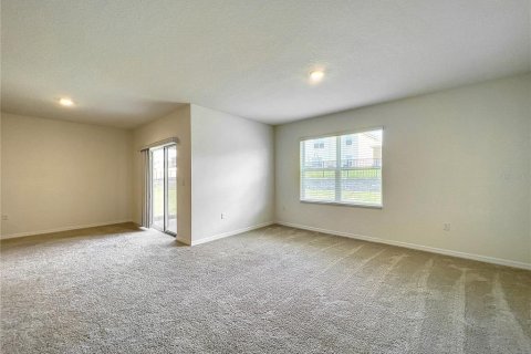 House in Lake Alfred, Florida 4 bedrooms, 171.96 sq.m. № 2227225 - photo 18