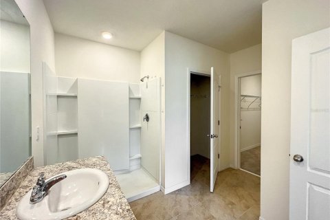 House in Lake Alfred, Florida 4 bedrooms, 171.96 sq.m. № 2227225 - photo 26