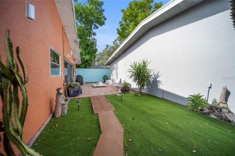 Casa en venta en Sarasota, Florida, 2 dormitorios, 143.81 m2 № 1792962 - foto 9