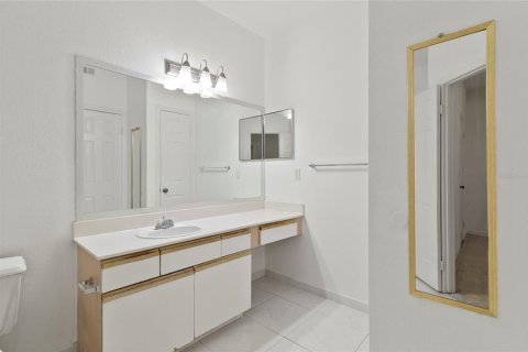 Condo in Orlando, Florida, 2 bedrooms  № 2205095 - photo 16
