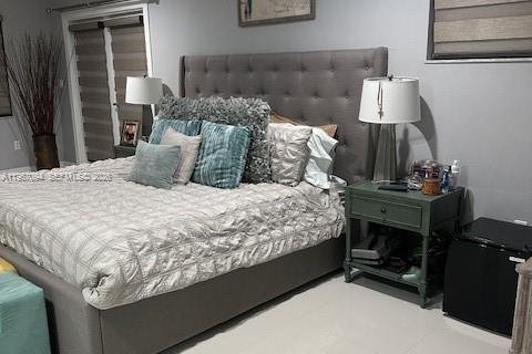 Villa ou maison à vendre à Miami, Floride: 4 chambres, 233.37 m2 № 2029586 - photo 15