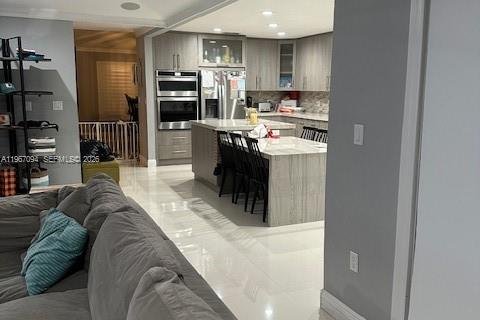 Villa ou maison à vendre à Miami, Floride: 4 chambres, 233.37 m2 № 2029586 - photo 13