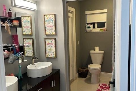 Villa ou maison à vendre à Miami, Floride: 4 chambres, 233.37 m2 № 2029586 - photo 27