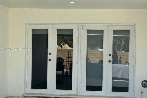 Casa en venta en Miami, Florida, 4 dormitorios, 233.37 m2 № 2029586 - foto 28