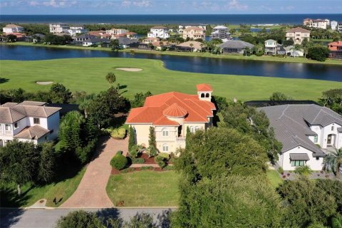 House in Palm Coast, Florida 4 bedrooms, 399.94 sq.m. № 2107127