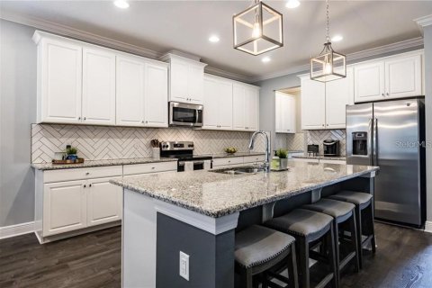 Villa ou maison à vendre à Riverview, Floride: 5 chambres, 331.48 m2 № 2199980 - photo 8