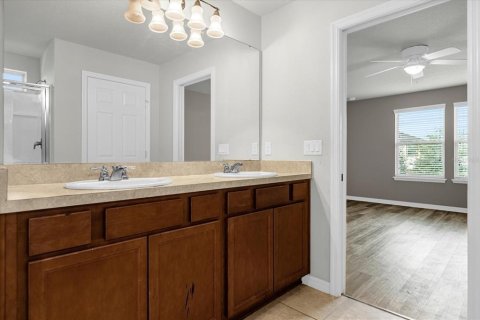Villa ou maison à louer à Kissimmee, Floride: 4 chambres, 228.82 m2 № 2113154 - photo 26