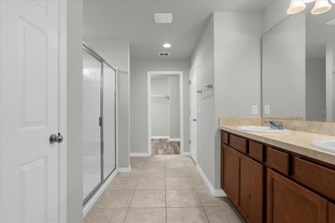 Villa ou maison à louer à Kissimmee, Floride: 4 chambres, 228.82 m2 № 2113154 - photo 24