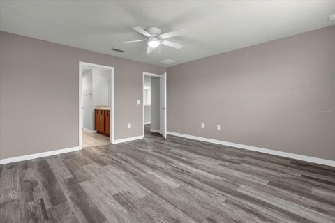 Villa ou maison à louer à Kissimmee, Floride: 4 chambres, 228.82 m2 № 2113154 - photo 23