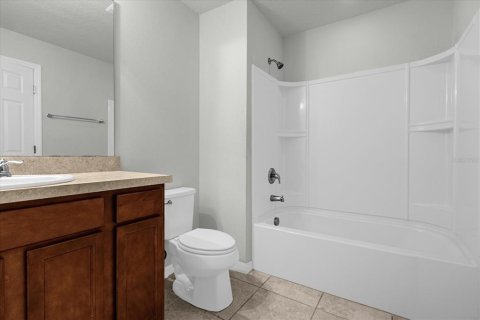 Villa ou maison à louer à Kissimmee, Floride: 4 chambres, 228.82 m2 № 2113154 - photo 20