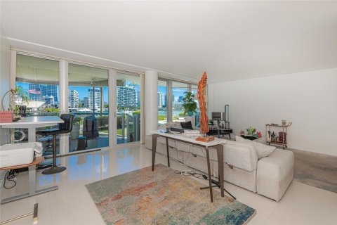 Copropriété à vendre à Miami Beach, Floride: 2 chambres, 144 m2 № 1860022 - photo 24