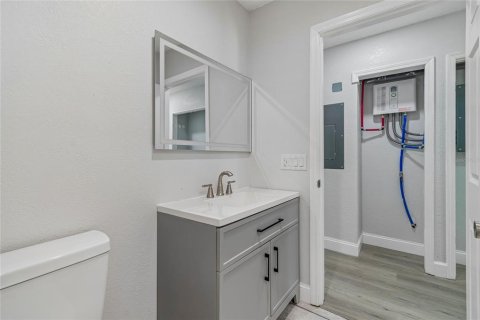 Casa en venta en Wimauma, Florida, 3 dormitorios, 190.26 m2 № 2205515 - foto 18