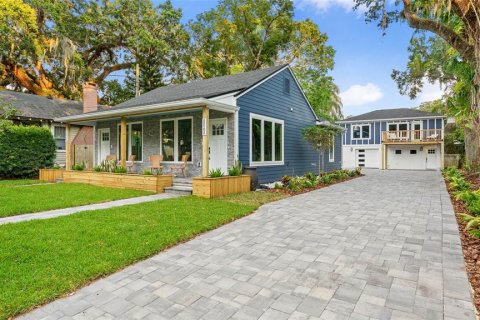 House in Orlando, Florida 4 bedrooms, 212.56 sq.m. № 1540349 - photo 2