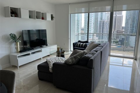 Condo in Miami, Florida, 1 bedroom  № 1892895 - photo 6