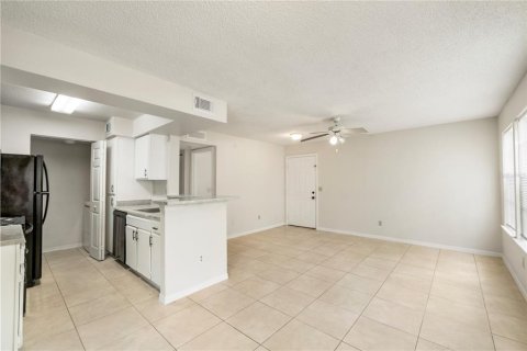 Copropriété à louer à Orlando, Floride: 2 chambres, 77.02 m2 № 1904634 - photo 2