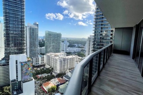Condo in Miami, Florida, 3 bedrooms № 2186443 - photo 7