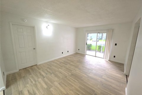 Apartment in Ocala, Florida 3 bedrooms, 95.6 sq.m. № 2400294 - photo 20