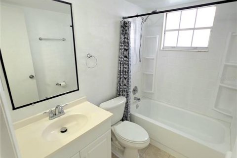 Apartment in Ocala, Florida 3 bedrooms, 95.6 sq.m. № 2400294 - photo 23
