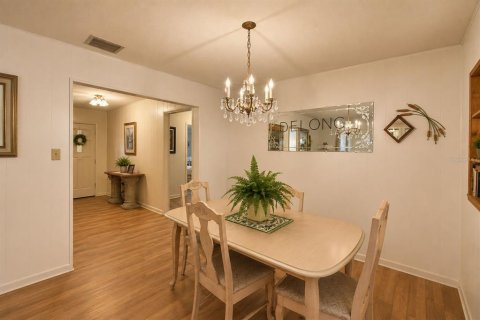 Villa ou maison à vendre à Frostproof, Floride: 3 chambres, 181.81 m2 № 2339074 - photo 8