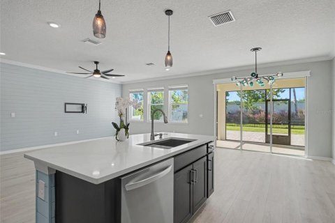 House in Sarasota, Florida 4 bedrooms, 262.54 sq.m. № 2430980 - photo 18