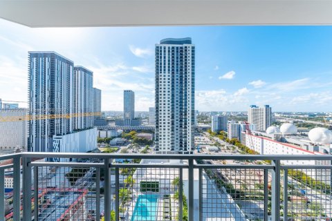 Appartement à louer à Miami, Floride: 55.74 m2 № 1753483 - photo 1