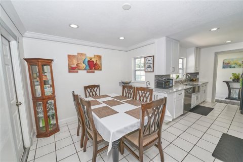 Casa en venta en Altamonte Springs, Florida, 4 dormitorios, 162.39 m2 № 1881138 - foto 23