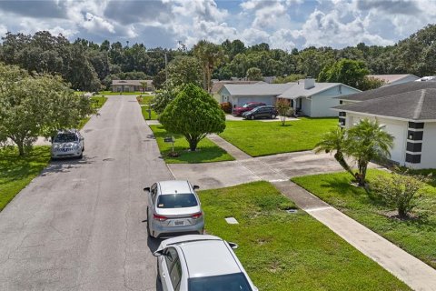 Casa en venta en Altamonte Springs, Florida, 4 dormitorios, 162.39 m2 № 1881138 - foto 9