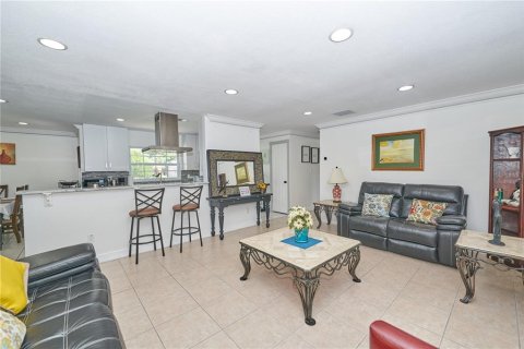 Casa en venta en Altamonte Springs, Florida, 4 dormitorios, 162.39 m2 № 1881138 - foto 21