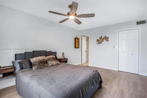 Apartamento en alquiler en Oakland Park, Florida, 2 dormitorios, 90.58 m2 № 2022087 - foto 15