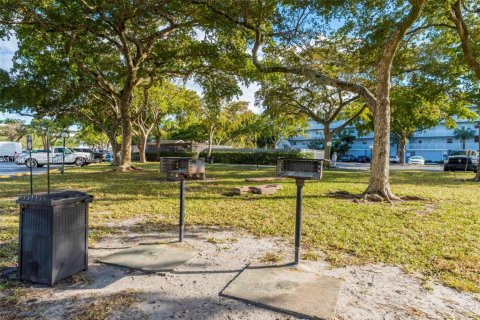 Apartamento en alquiler en Oakland Park, Florida, 2 dormitorios, 90.58 m2 № 2022087 - foto 20