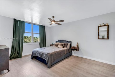 Apartamento en alquiler en Oakland Park, Florida, 2 dormitorios, 90.58 m2 № 2022087 - foto 14