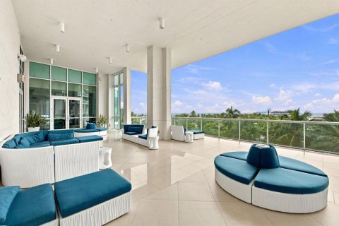Copropriété à vendre à Pompano Beach, Floride: 2 chambres, 135.92 m2 № 2372662 - photo 14