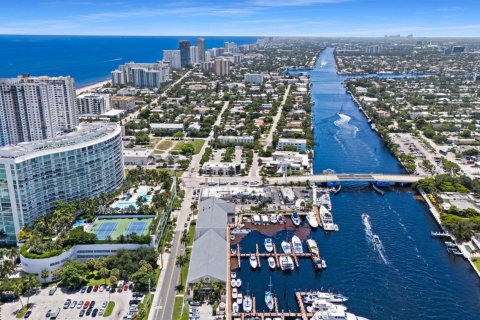 Copropriété à vendre à Pompano Beach, Floride: 2 chambres, 135.92 m2 № 2372662 - photo 21