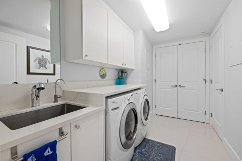 Copropriété à vendre à Pompano Beach, Floride: 2 chambres, 135.92 m2 № 2372662 - photo 8